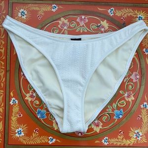 NWOT. Triangl Evia bottoms